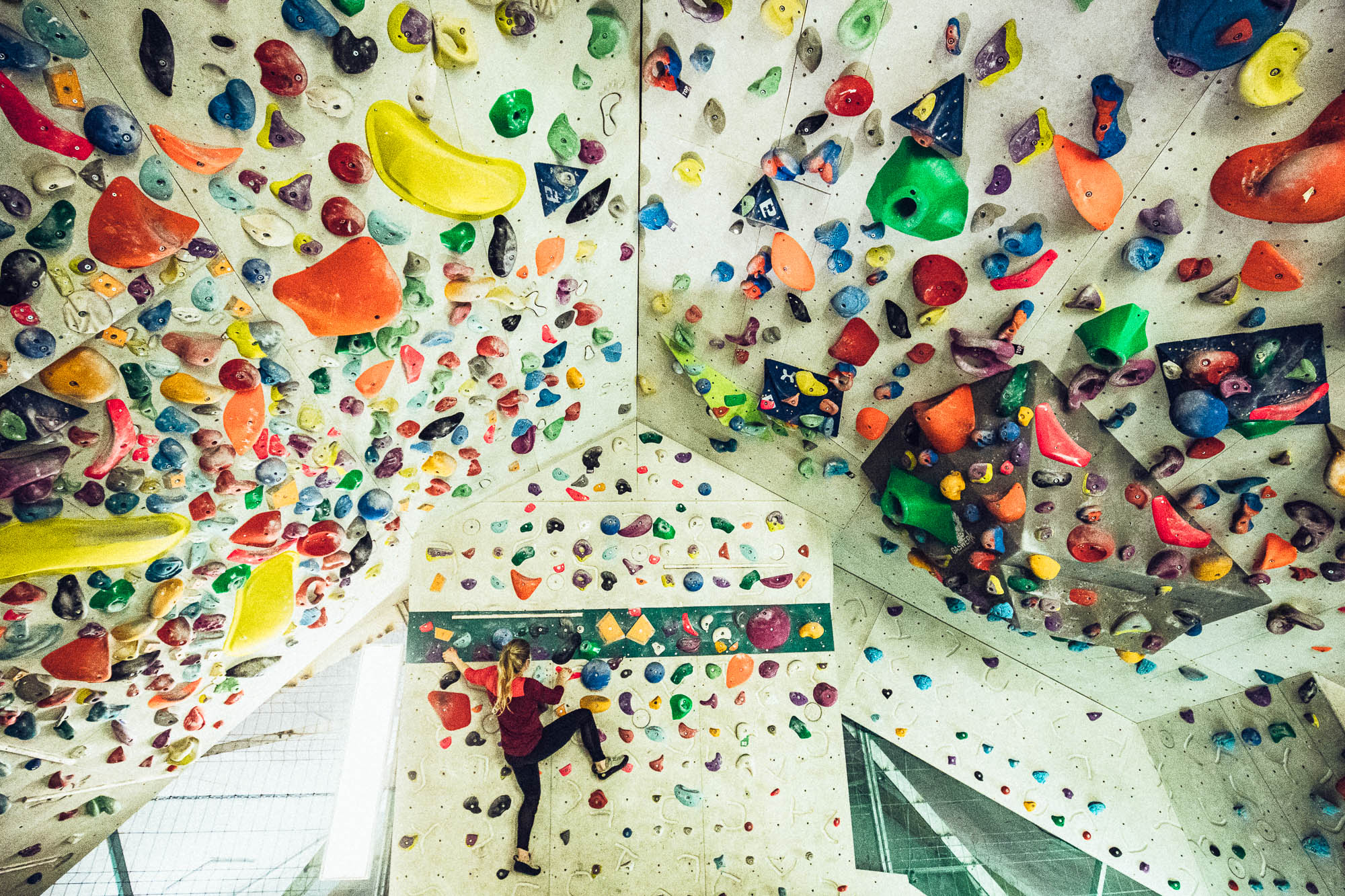 Export x3 5D4 0973 Bouldering Sarah & Vanessa Gaswerk 2020